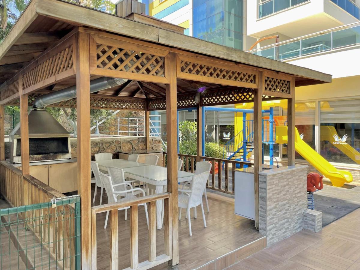 Sa Apartments! 300M To The Beach 阿拉尼亚 外观 照片