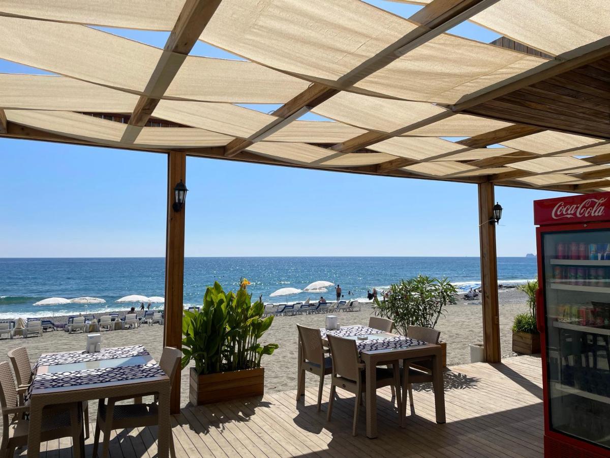 Sa Apartments! 300M To The Beach 阿拉尼亚 外观 照片